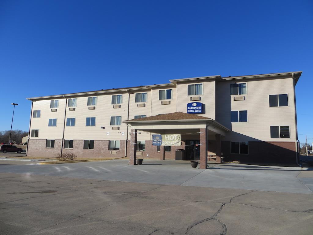 The Edgewood Hotel And Suites Fairbury Luaran gambar