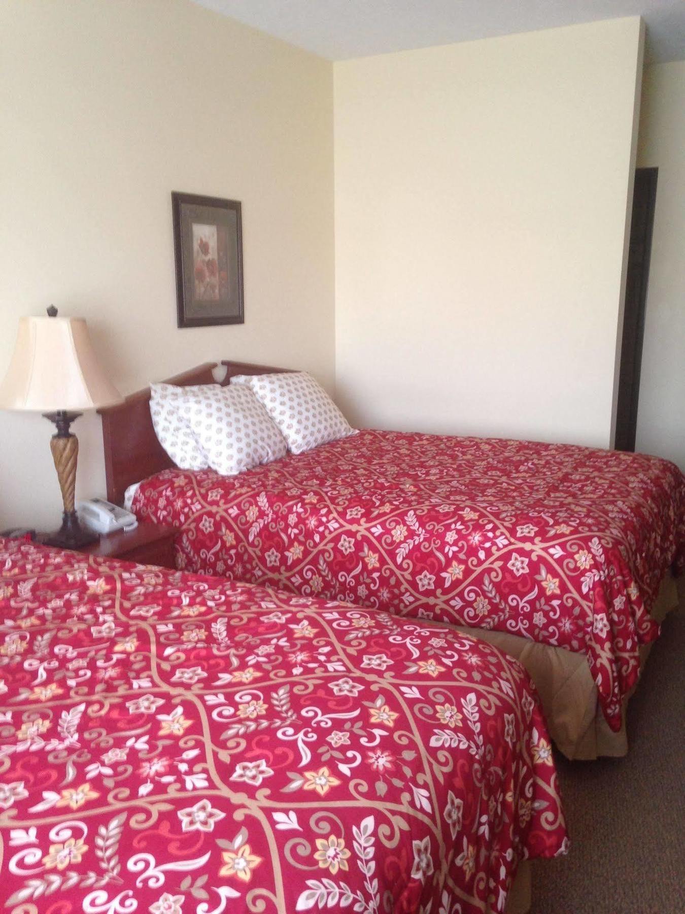The Edgewood Hotel And Suites Fairbury Luaran gambar