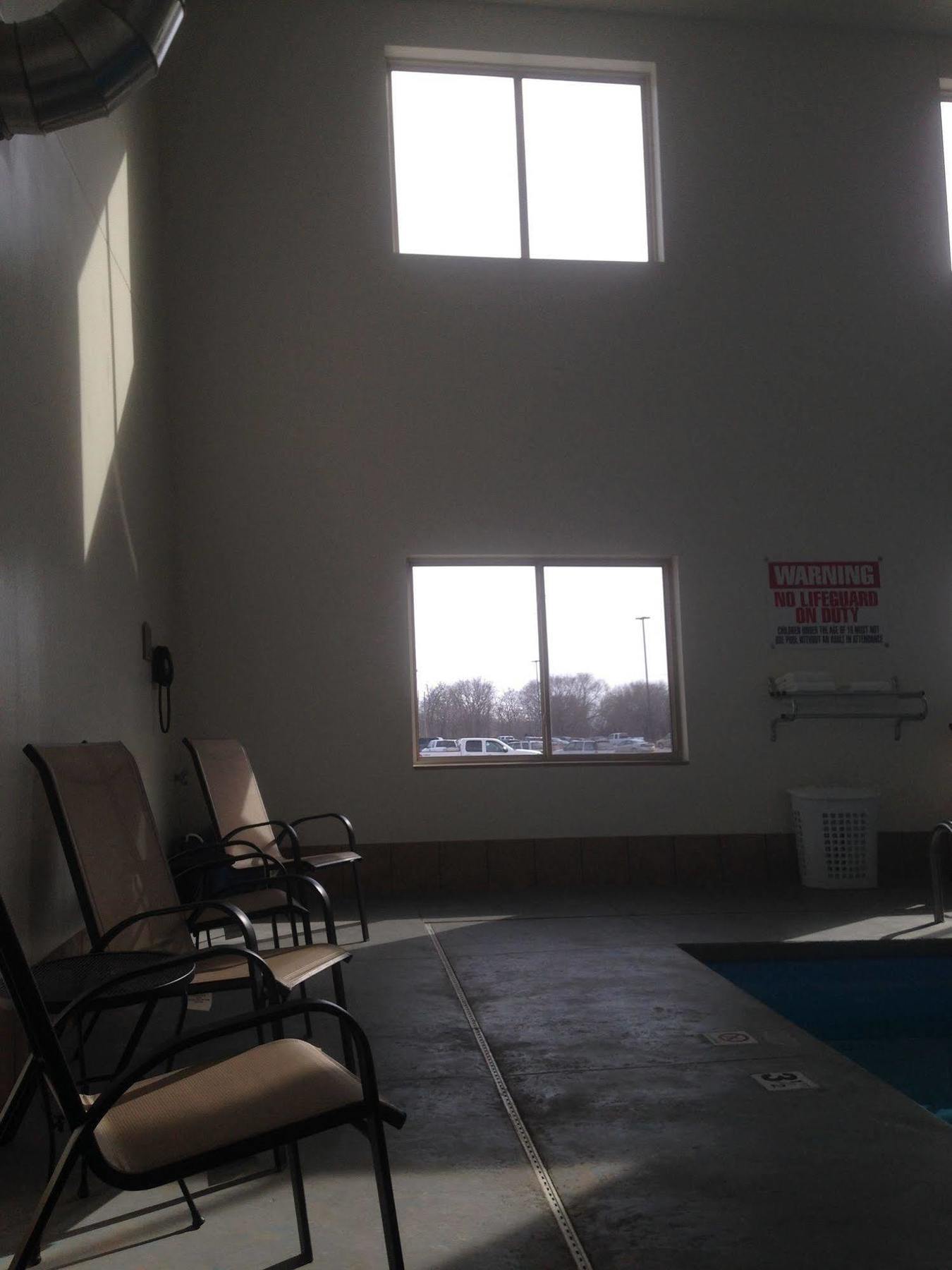 The Edgewood Hotel And Suites Fairbury Luaran gambar